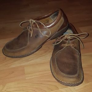 Born mens brown leather dress / casual shoes sz10